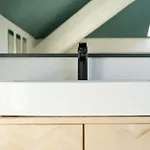 At The Water's Edge, Warmthy - Small Price Appartement *