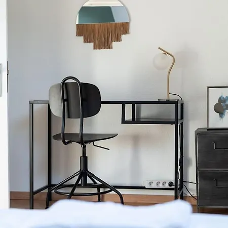 At The Water's Edge, Warmthy - Small Price Apartment